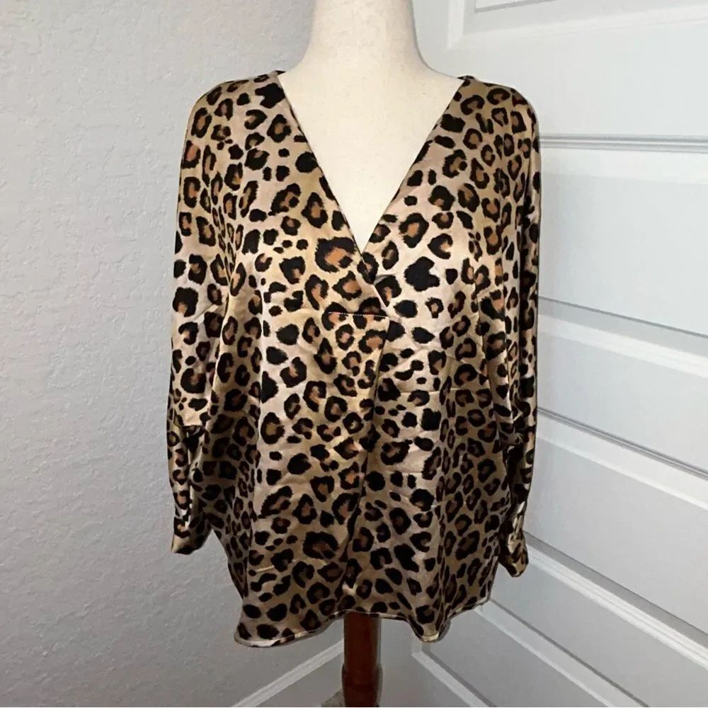 New, Ivy Jane Animal Print Dolman Sleeve Blouse Shirt Top